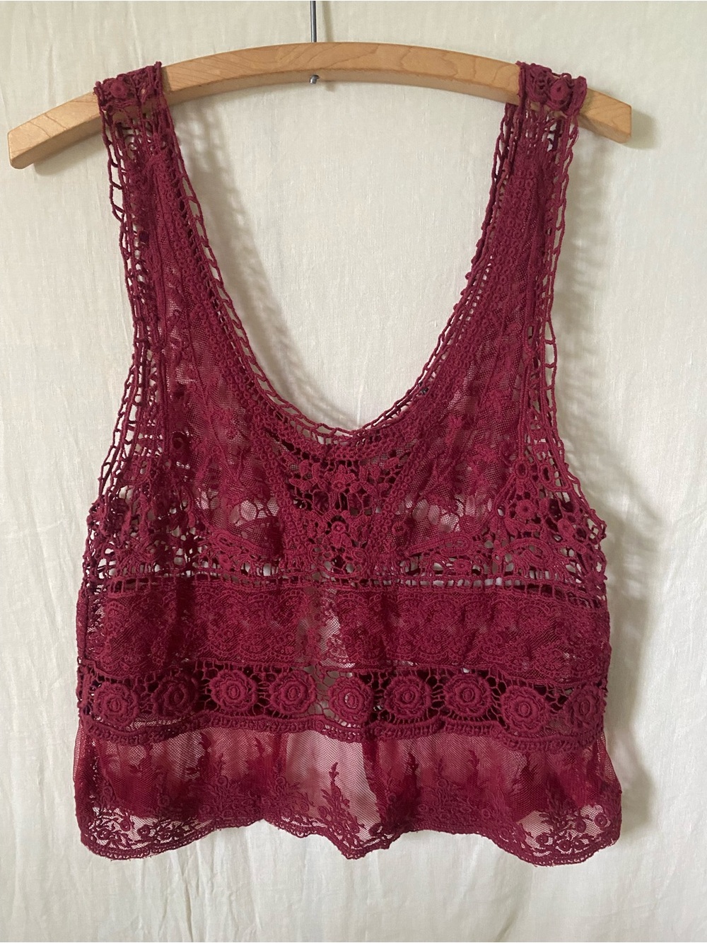 Urban Outfitters Lace Crochet Tank Top in Burgundy - Split open back - Medium